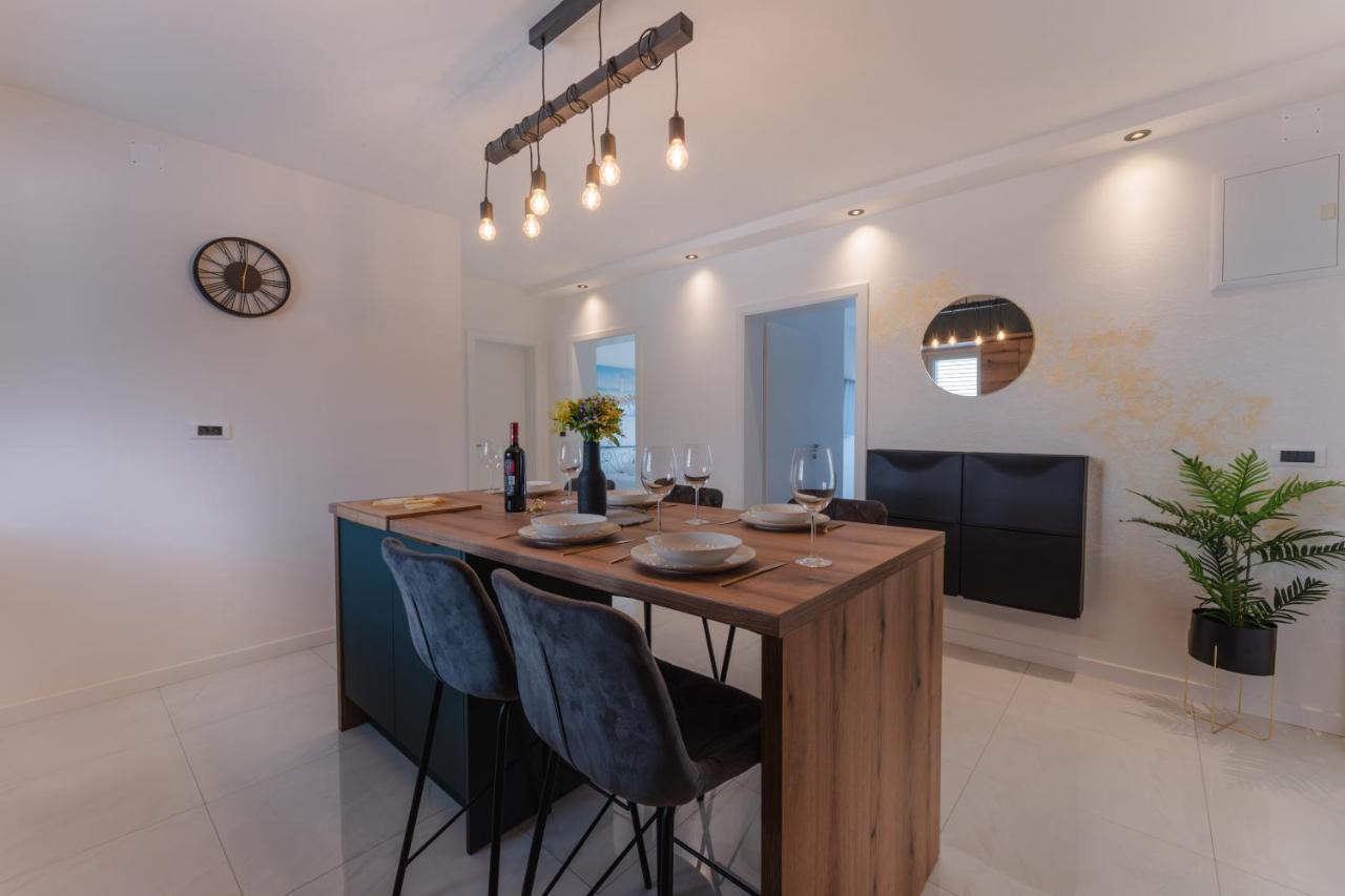 Apartment Glamorous Getaway Zadar Exterior photo