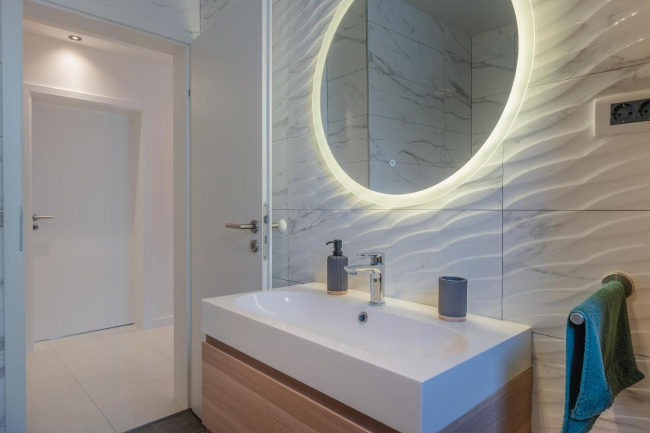 Apartment Glamorous Getaway Zadar Exterior photo